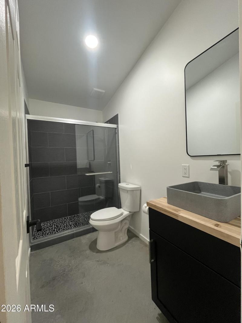 24) 66810-6967a1ec17a09