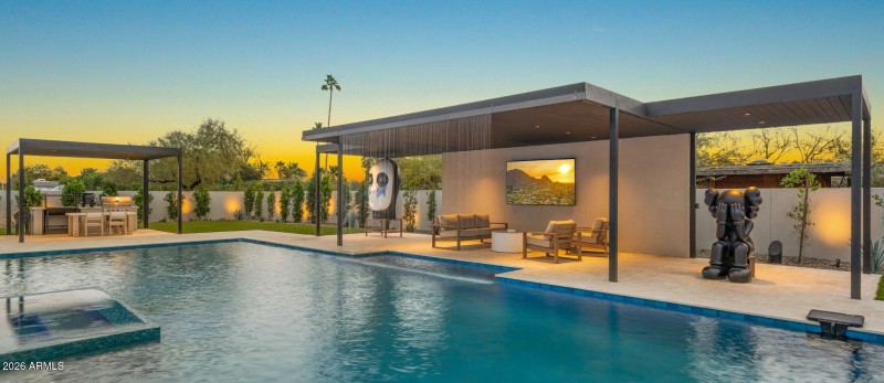 87-web-or-mls-Backyard14