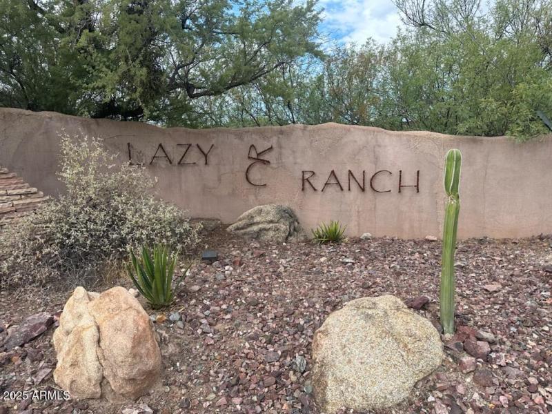 North Gate LAZY RC RANCH