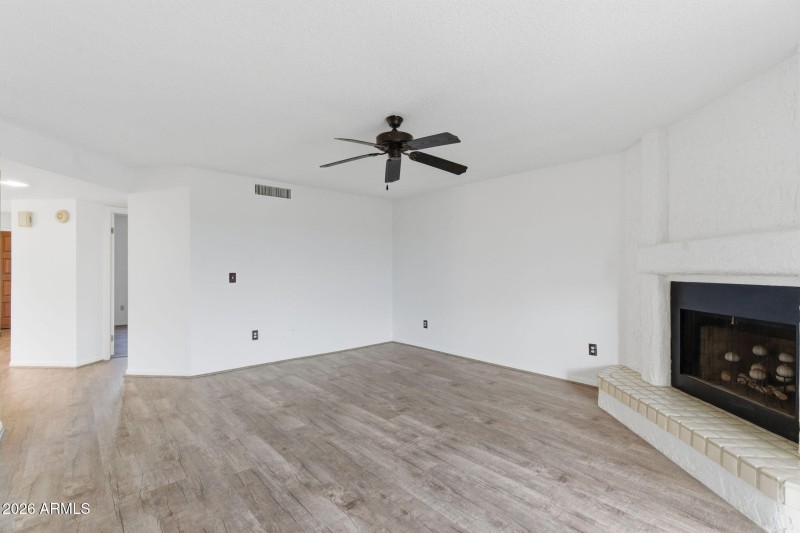 23-web-or-mls-DSC09271