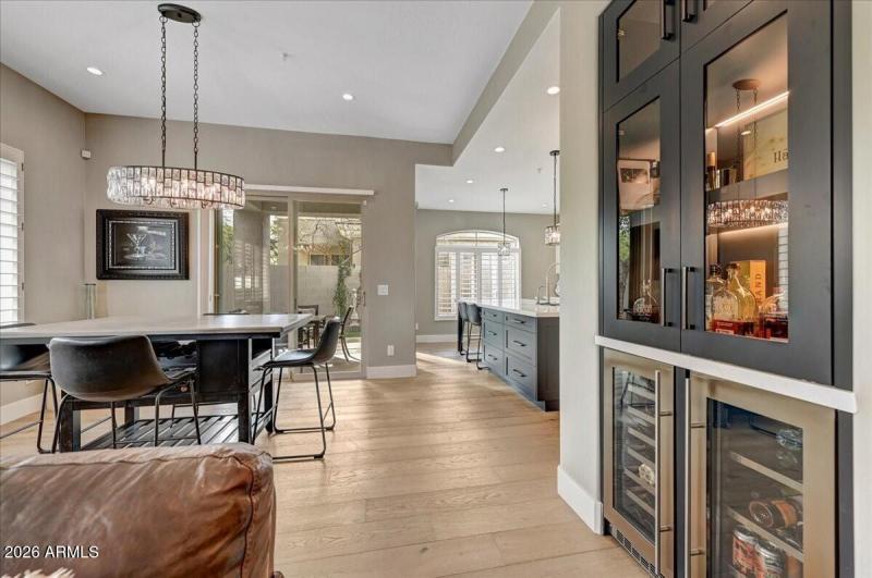 003_07Built Ins Detail