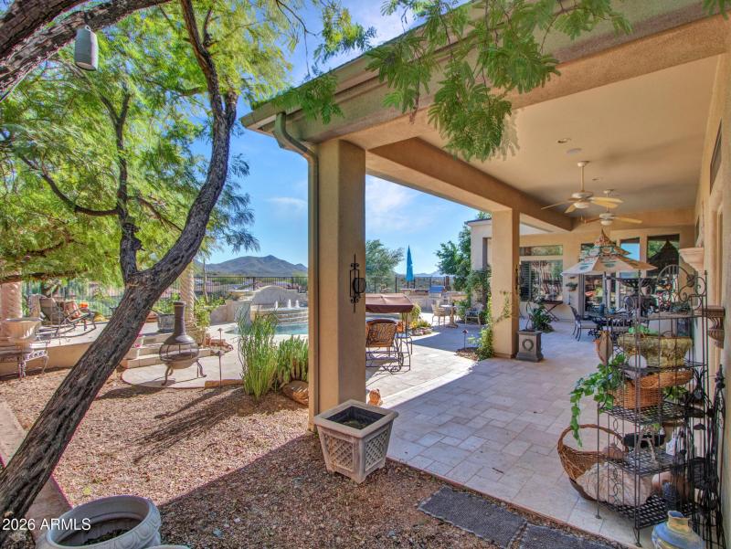 15-Covered-patio-(3)