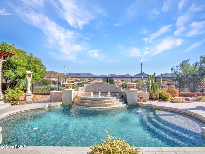 17-Backyard-pool-deck-(3)