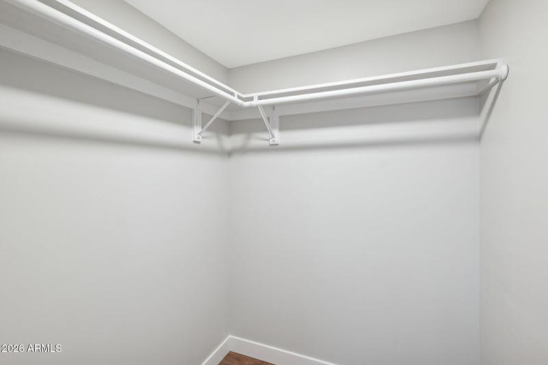 19-web-or-mls-5122-n-13th-ave