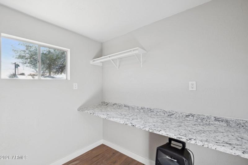 27-web-or-mls-5122-n-13th-ave