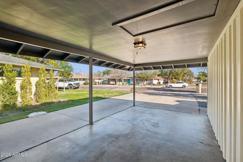 37-web-or-mls-5122-n-13th-ave