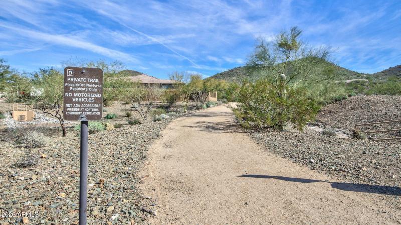 47-web-or-mls-28839-n-20th-ln