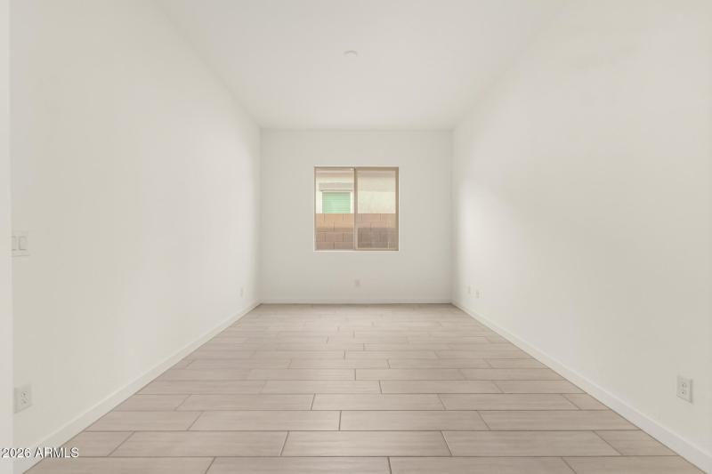 07 - Desert Hollow 15832