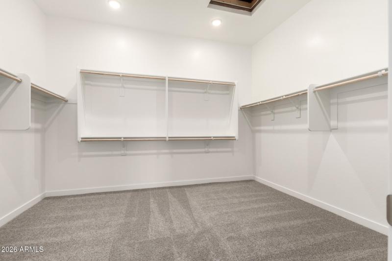 23 - Desert Hollow 15832