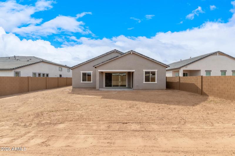 35 - Desert Hollow 15832