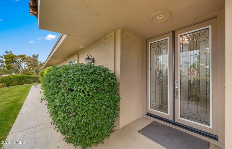 8-web-or-mls-Front Door