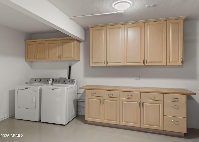 40-web-or-mls-Garage Interior1