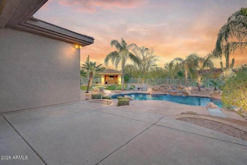 CAF9BFF0-95D2-416B-ACEA-5048BACB6822