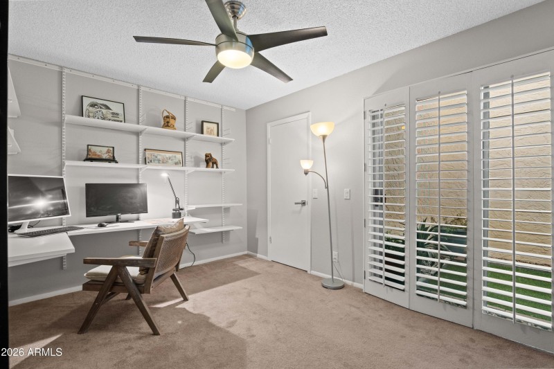 2nd Bedroom w/Atirum Access