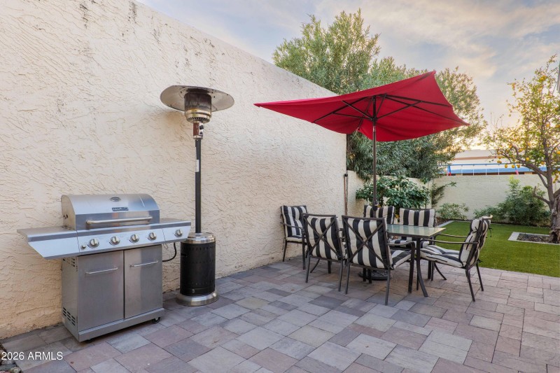 Uncovered Patio Area w/BBQ