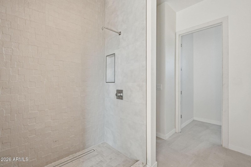 007_Residential Space Bathroom