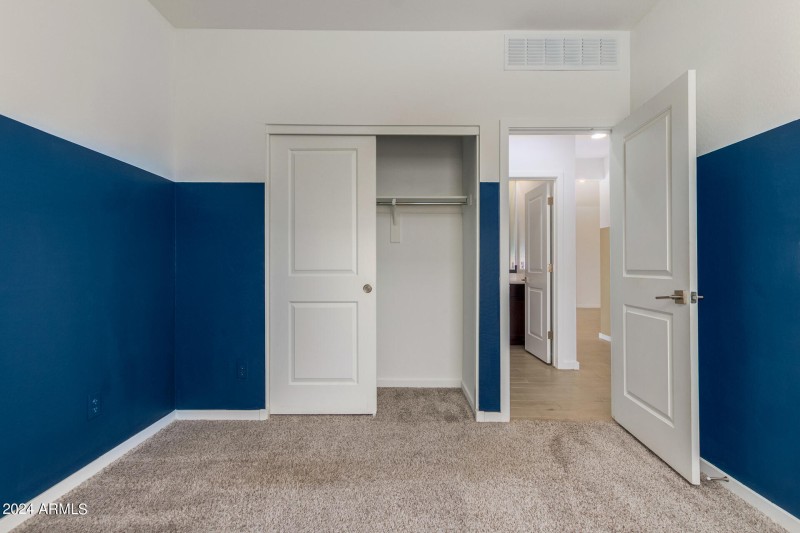 0044-14 - Beeblossom