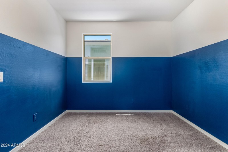 0045-13 - Beeblossom