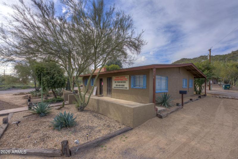 Kelm 7 view twd the NE corner of bldg