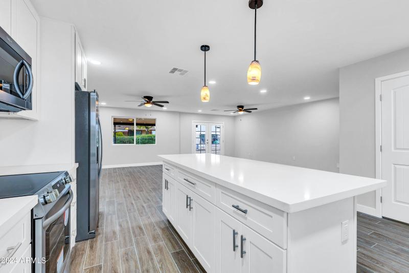 10602 W Cumberland Dr-9