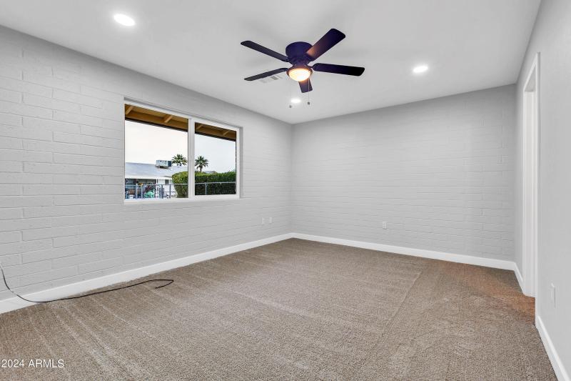 10602 W Cumberland Dr-20