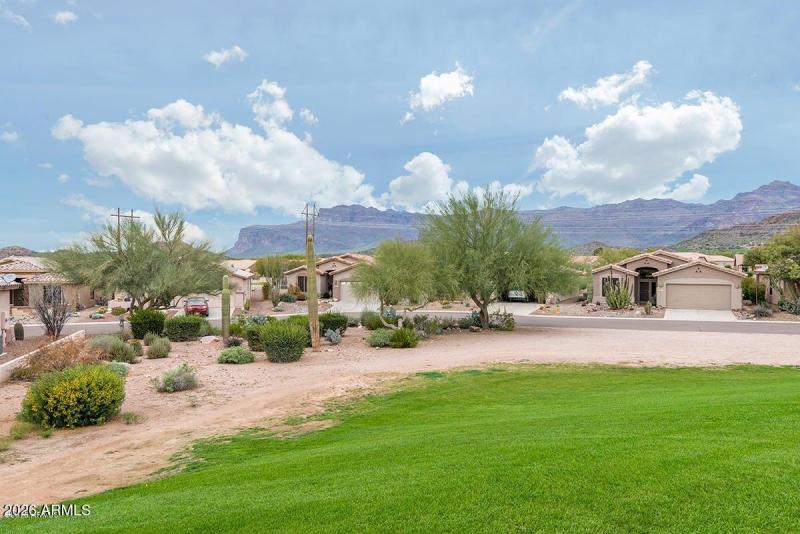 20150130160641293057000000-o