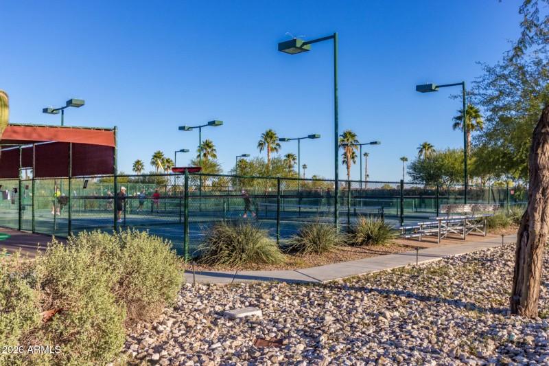 16 Pickleball Courts