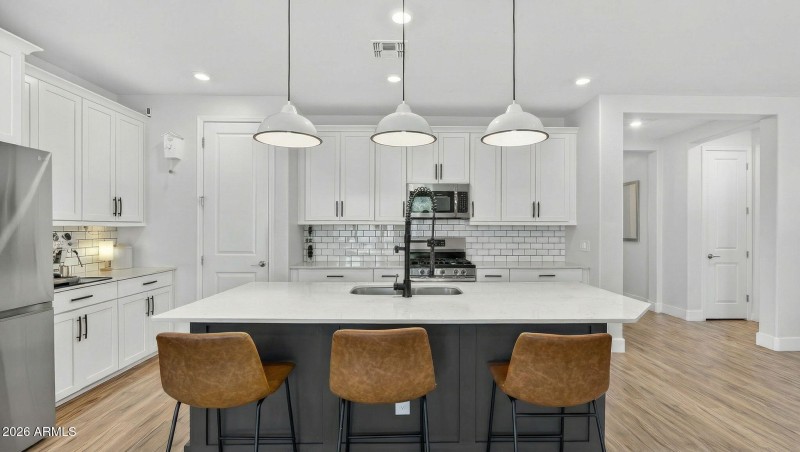 17-web-or-mls-DSC00126 (2)