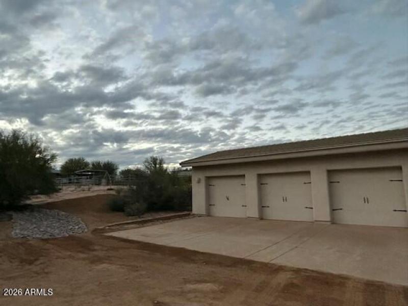 Detached 3 Car garage