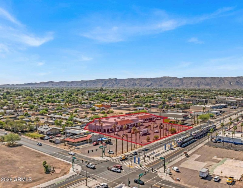 ROESER PLAZA- OM (2)