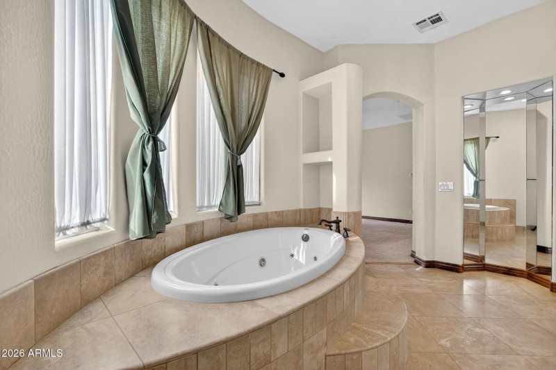 31-web-or-mls-42-10000 Ginger Wy