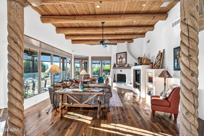 25624 N Ranch Gate Rd-10