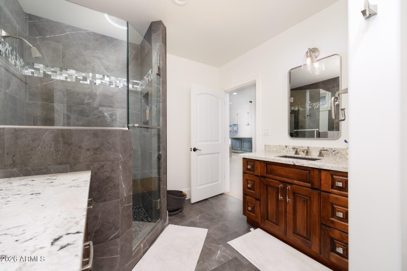 E Hermosa Vista Dr (4041)-8