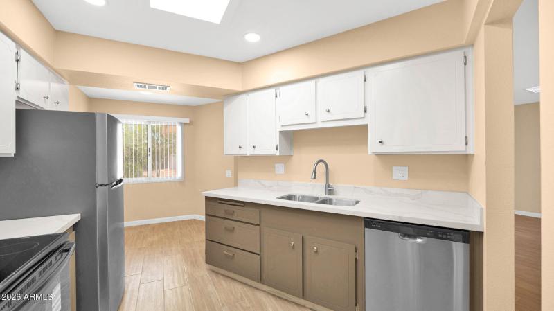 20-web-or-mls-P1431488