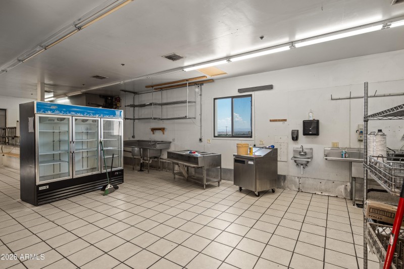 JL_1481WHwy89A-interiors-31