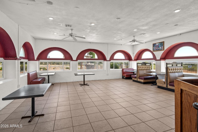 JL_1481WHwy89A-interiors-33