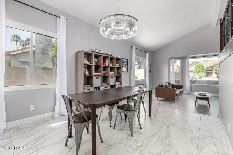 Formal Dining / Living Room