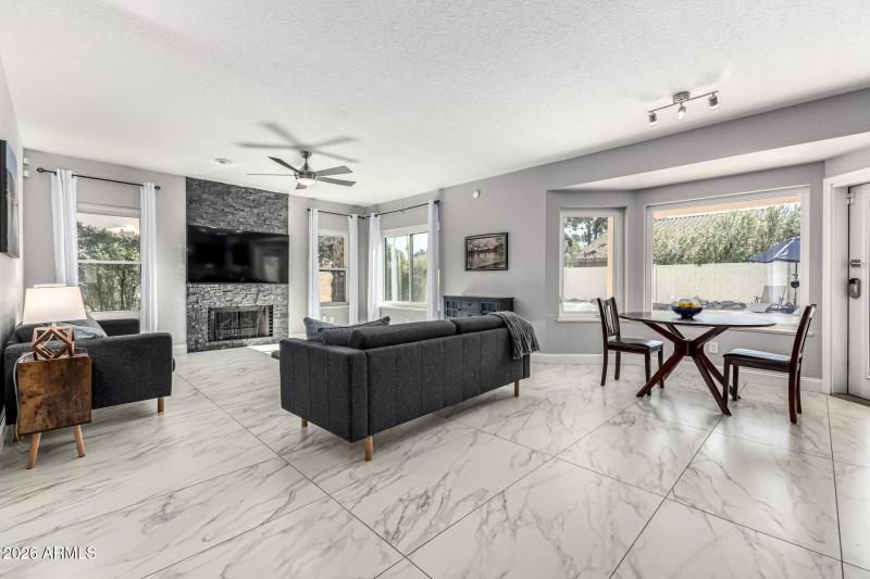 Family Room / Greatroom / Breakfast Nook