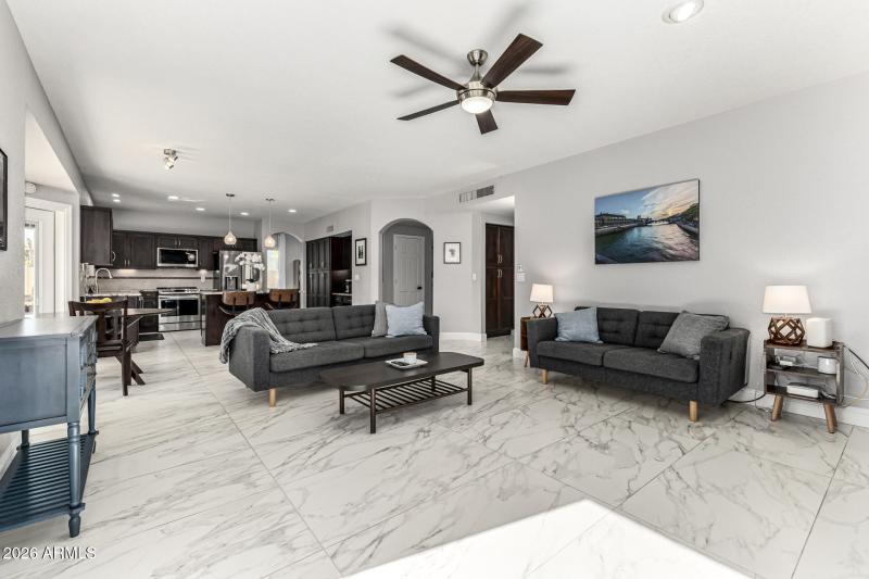 Family Room / GreatRoom