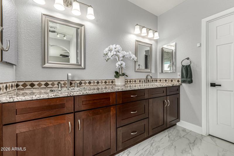 Ensuite-Primary Bathroom