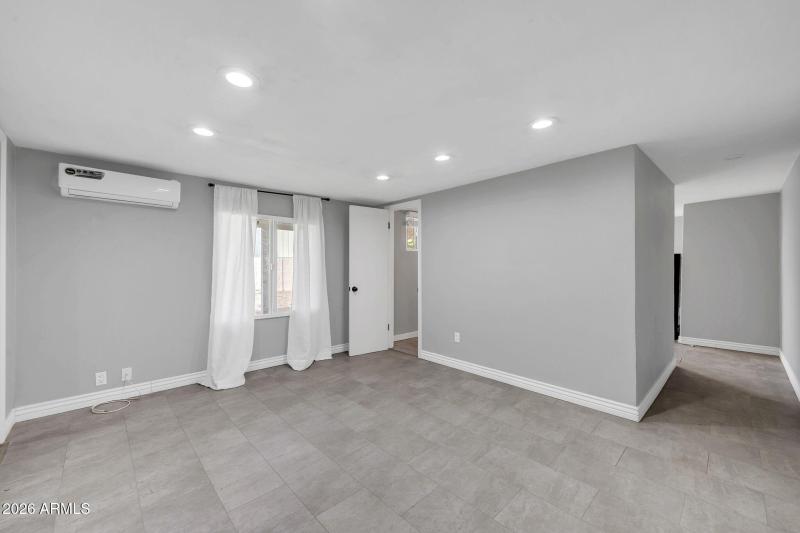 2302 E Yale Street, Phoenix, AZ 85006