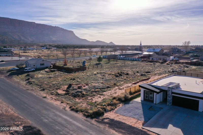 West Side View / Home