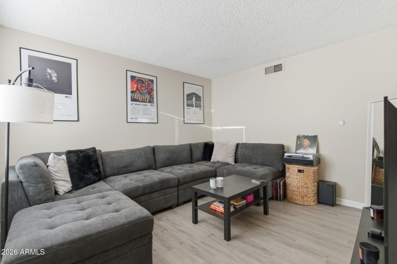 6-web-or-mls-DSC08200