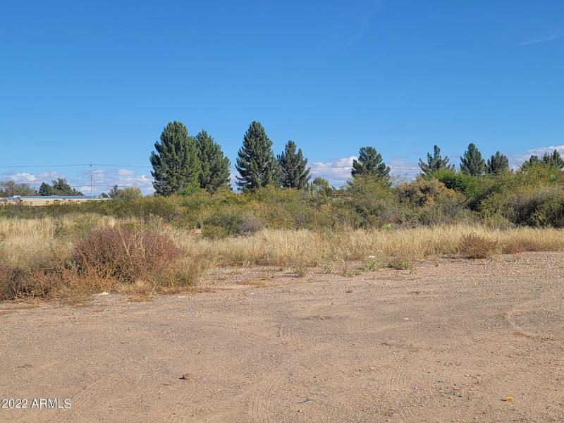 XXXX 15th St back of land on Florida Ave