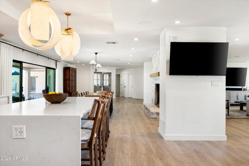 21-4545NRoyalViewDrE-21