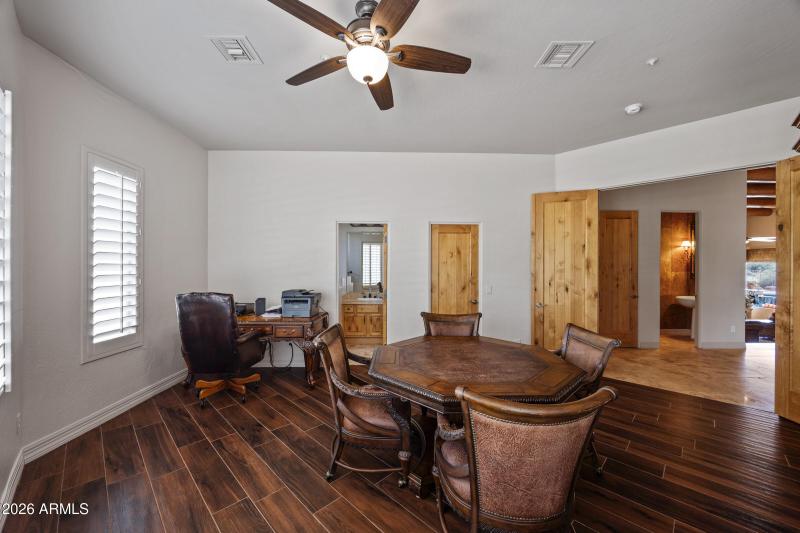 Versatile Room with private full bath