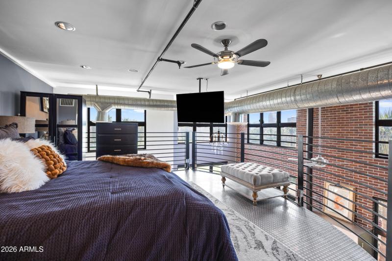 914 E Osborn Rd #403-38