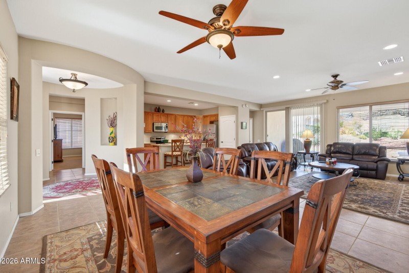 16_13650_W_Nogales_Dr15_mls