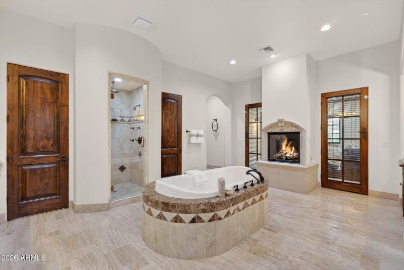 47-web-or-mls-63-W Harmony Pl