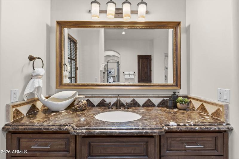 51-web-or-mls-69-W Harmony Pl